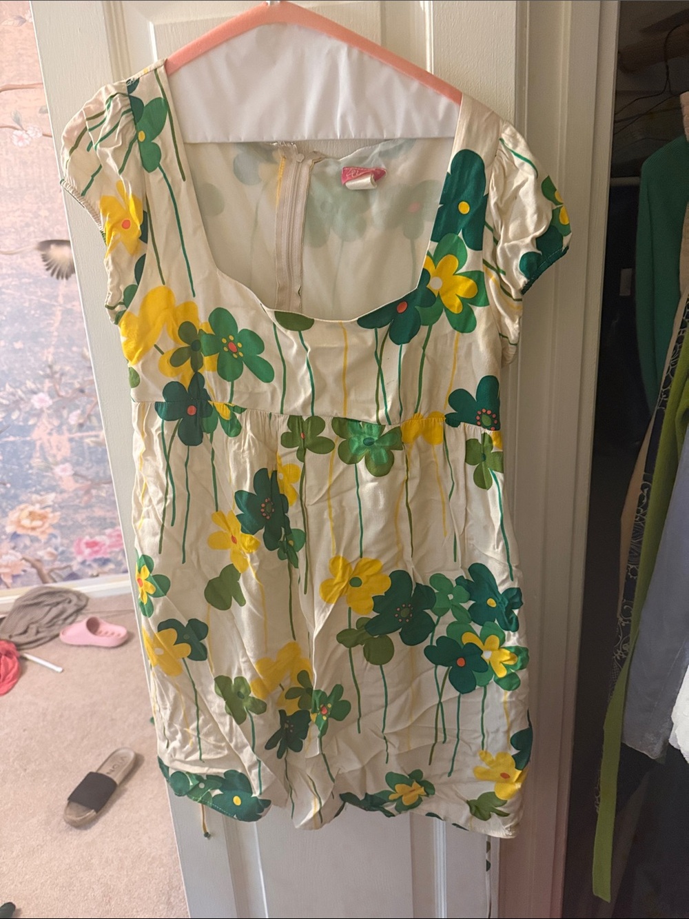 glam Cream Floral Scoop-Neck Tunic with Green & Yellow Blooms